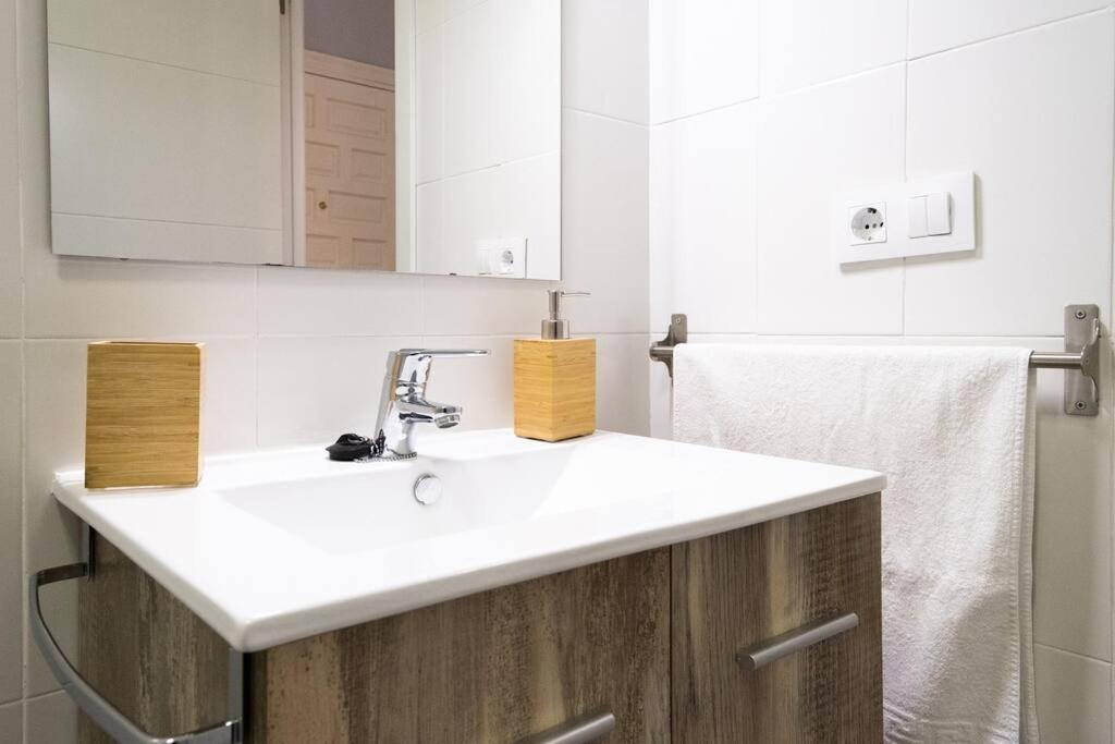 Апартаменти Apartamento Centro - Zona Arenal Севілья Екстер'єр фото